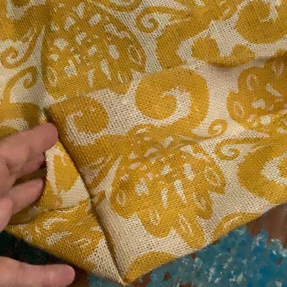 😍Natural Printed Mustard Yellow Jute Tote😍 - Picture 6 of 6